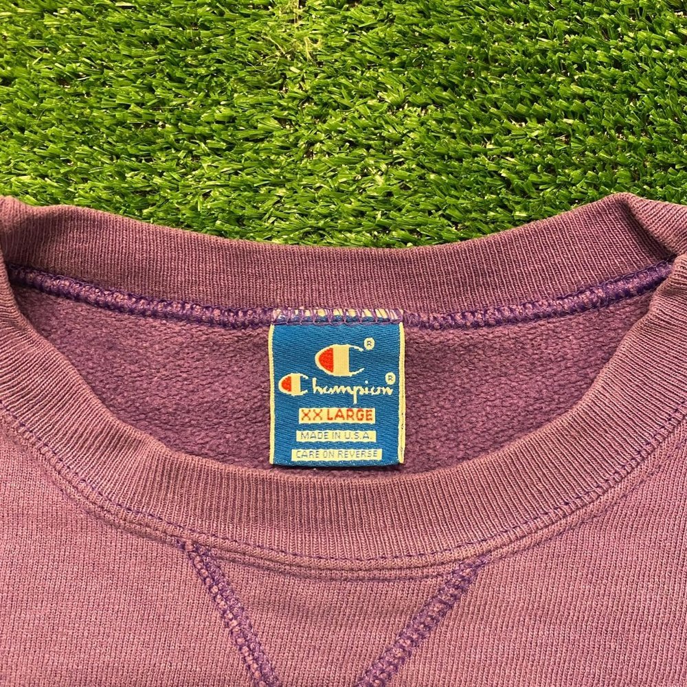 Champion Basic Essential Vintage 90s Crewneck Swe… - image 3